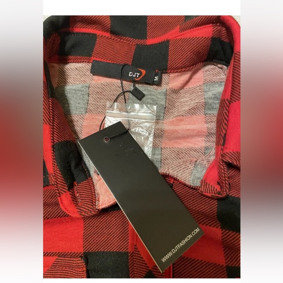 DJT Women’s Roll Up Long Sleeve Collared Button Down Plaid Shirt Medium NEW - Picture 7 of 11